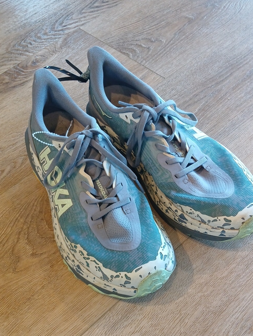 Hoka One One 11 B Women’s Teal and Gray Trail Running Shoes Speedgoat